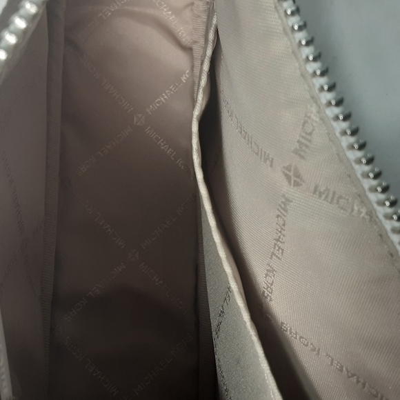 Michael Kors Bag - Picture 9 of 11